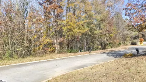 116 Joes Ct, Easley, SC 29642