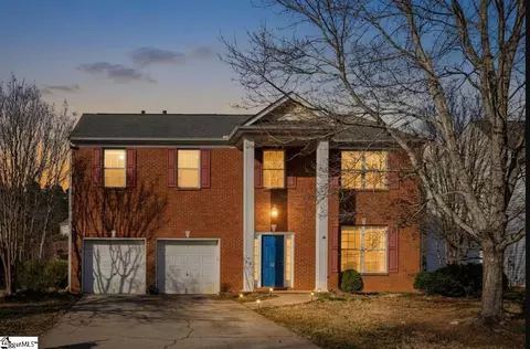 22 Stonewater Dr, Simpsonville, SC 29680