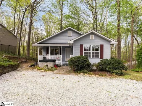55 Wildflower Ln, Travelers Rest, SC 29690