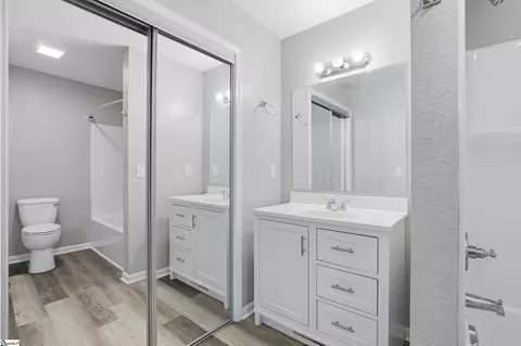 Bath - 405 Hill St, Easley, SC 29640 photo 1 of 3
