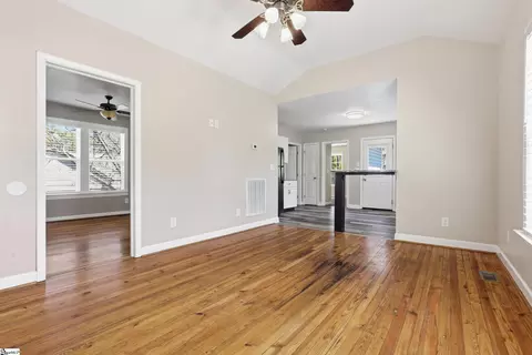 Living - 405 Hill St, Easley, SC 29640 photo 3 of 5