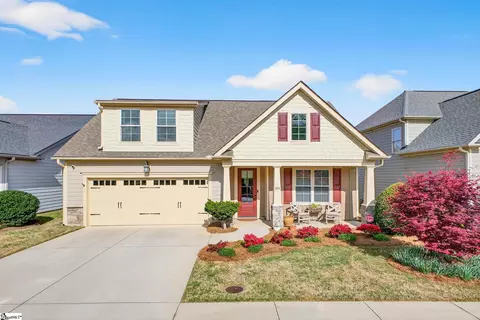 334 Belle Oaks Dr, Simpsonville, SC 29680