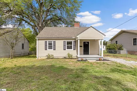 603 Musgrove St, Clinton, SC 29325
