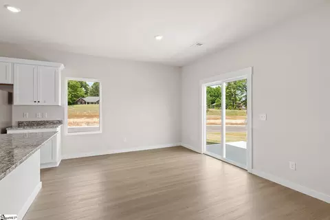 1237 Crested Iris St, Moore, SC 29369 photo 9