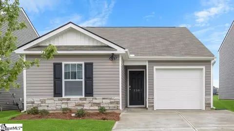 230 Deskin Ln, Fountain Inn, SC 29644