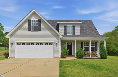 935 Echo Ridge Dr, Duncan, SC 29334
