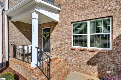 332 Danvers Rd, Greenville, SC 29607 photo 2