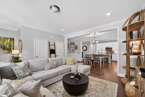 332 Danvers Rd, Greenville, SC 29607 photo 8