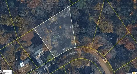 105 E Woodburn Dr, Taylors, SC 29687