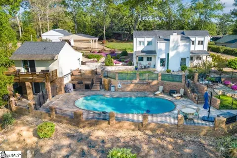 61 Fox Rd, Lyman, SC 29365