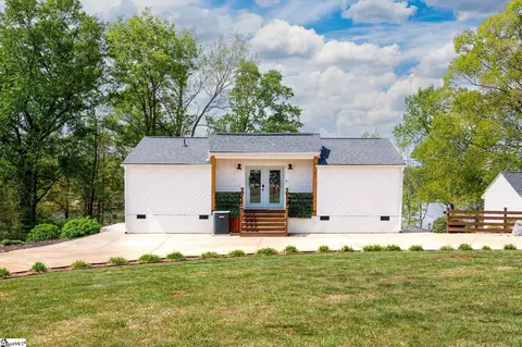 61 Fox Rd, Lyman, SC 29365 photo 2
