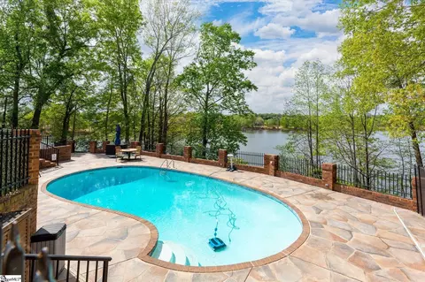 61 Fox Rd, Lyman, SC 29365 photo 3