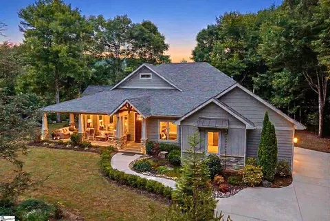 38 The Cliffs Pkwy, Landrum, SC 29356