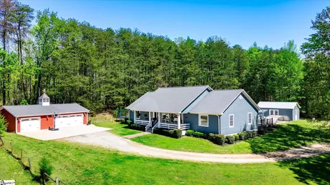 104 Ponderosa Dr, Taylors, SC 29687