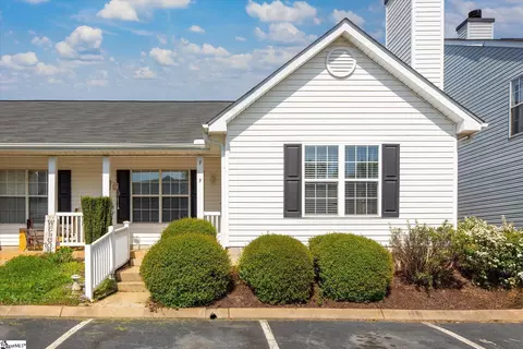 7 Hammett Grove Ln, Greer, SC 29650