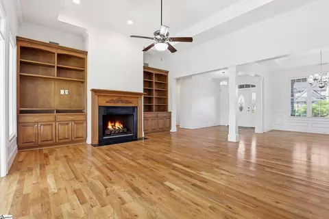 Living - 140 Tully Dr, Anderson, SC 29621 photo 2 of 4