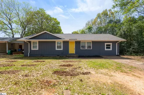 1919 El Camino Real Rd, Spartanburg, SC 29301