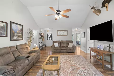 113 Raintree Ct, Easley, SC 29642 photo 13