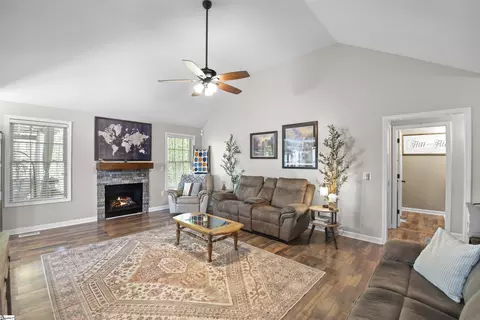 113 Raintree Ct, Easley, SC 29642 photo 10