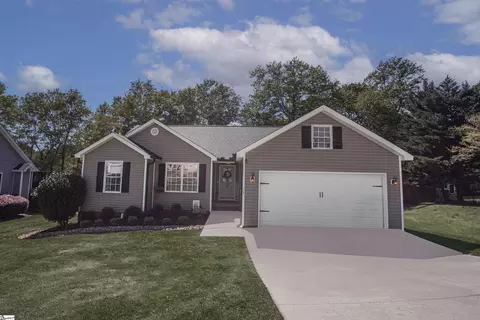 113 Raintree Ct, Easley, SC 29642