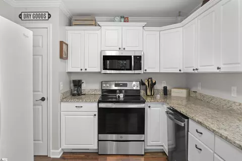 113 Raintree Ct, Easley, SC 29642 photo 17