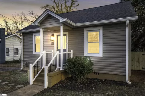 804 Perry Rd, Greenville, SC 29609