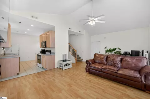 Entry Way - 103 A Reef Ct, Easley, SC 29642 photo 2 of 4