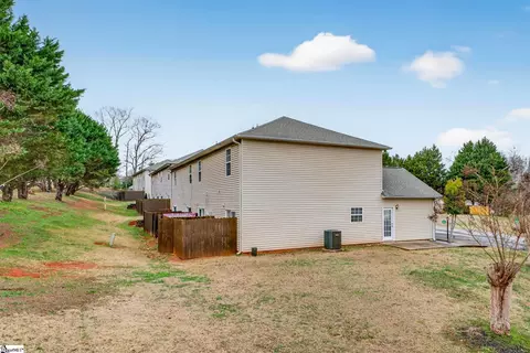 Exterior - 103 A Reef Ct, Easley, SC 29642 photo 4 of 4