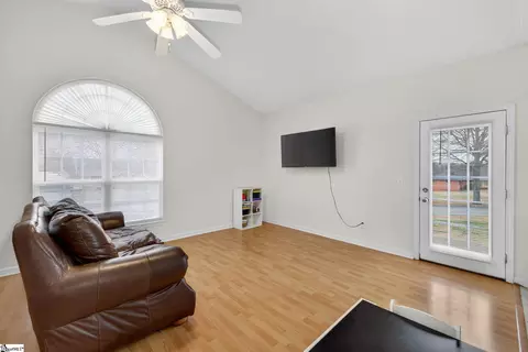 Living - 103 A Reef Ct, Easley, SC 29642 photo 3 of 3