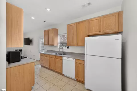 Kitchen - 103 A Reef Ct, Easley, SC 29642 photo 2 of 2