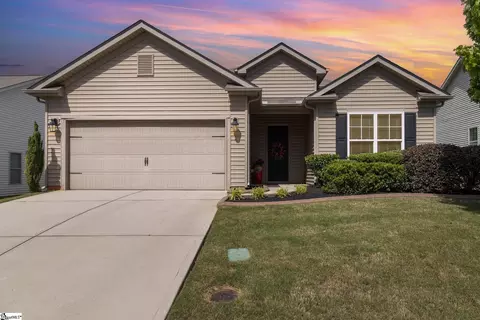 208 Evansdale Way, Simpsonville, SC 29680