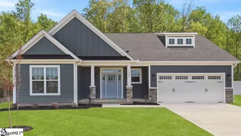 1205 Clearbrook Ln, Campobello, SC 29322