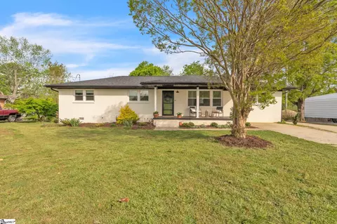 108 Avery St, Greenville, SC 29617