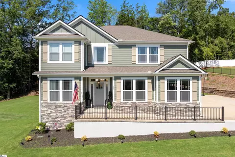 107 Eagles Crest Dr, Marietta, SC 29661