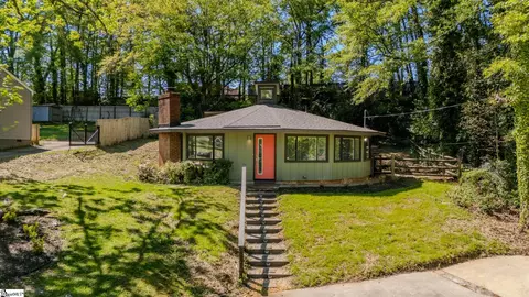 112 Scarlett St, Greenville, SC 29607