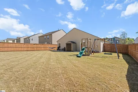 Exterior - 348 Victory Ln, Moore, SC 29369 photo 6 of 7