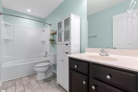 Bath - 348 Victory Ln, Moore, SC 29369 photo 3 of 3