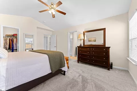 Bedroom - 348 Victory Ln, Moore, SC 29369 photo 2 of 7
