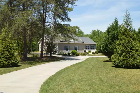 2500 S Blackstock Rd, Landrum, SC 29356