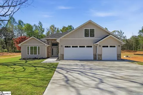 117 Jamison Rd, Travelers Rest, SC 29690