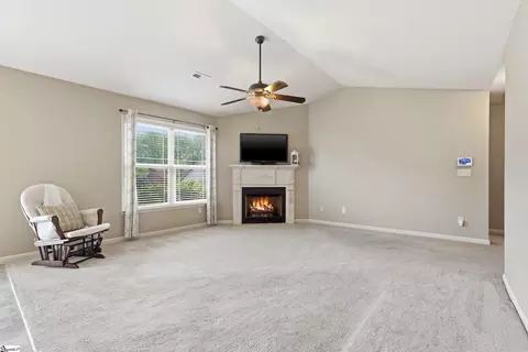 Living - 22 Nautical Dr, Greer, SC 29650 photo 3 of 3