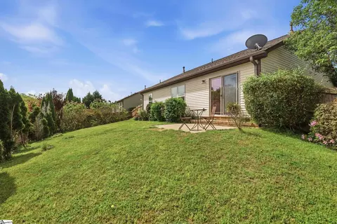 Exterior - 22 Nautical Dr, Greer, SC 29650 photo 4 of 5