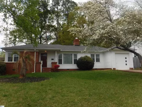 222 Woodview Ave, Spartanburg, SC 29306