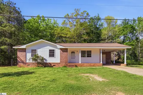 324 Tribble St, Honea Path, SC 29654