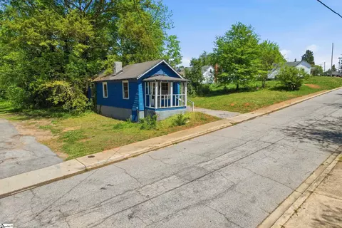308 Sullivan St, Greenville, SC 29605