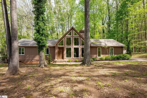 114 Carrollwood Ln, Spartanburg, SC 29302