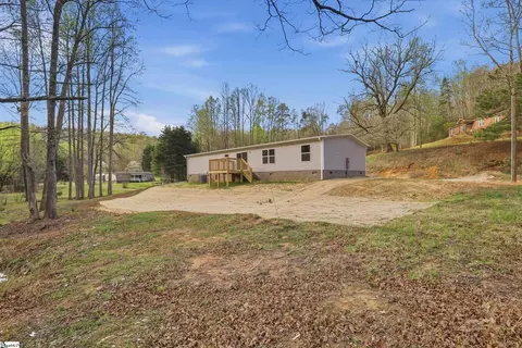 Exterior - 566 Connelly Rd, Pickens, SC 29671 photo 3 of 6