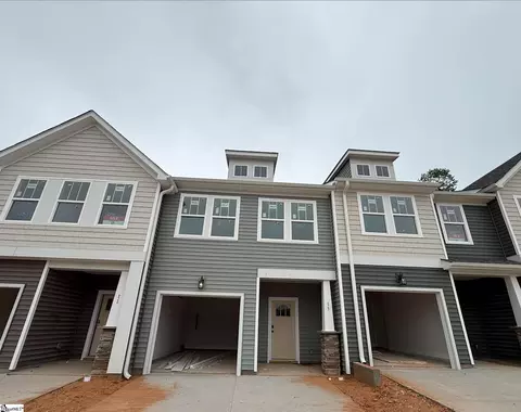 13 Starks Cir, Simpsonville, SC 29680