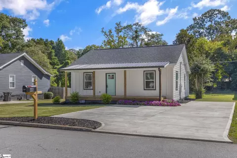 46 Dorsey Blvd, Greenville, SC 29611