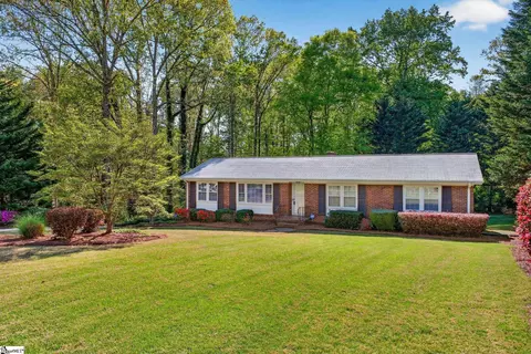 5 Weehawken Cir, Taylors, SC 29687
